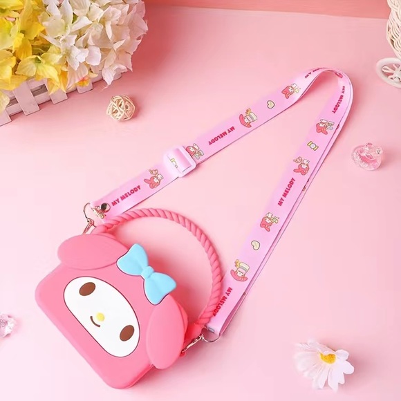 🍒🥀Hello kitty mini bag🍒🥀 - Picture 2 of 9